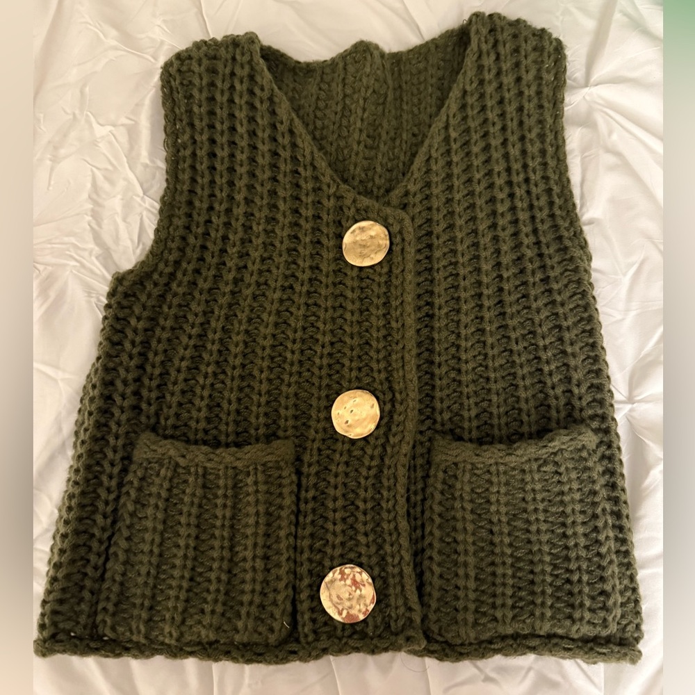 Chunky Knit Olive Sweater Vest